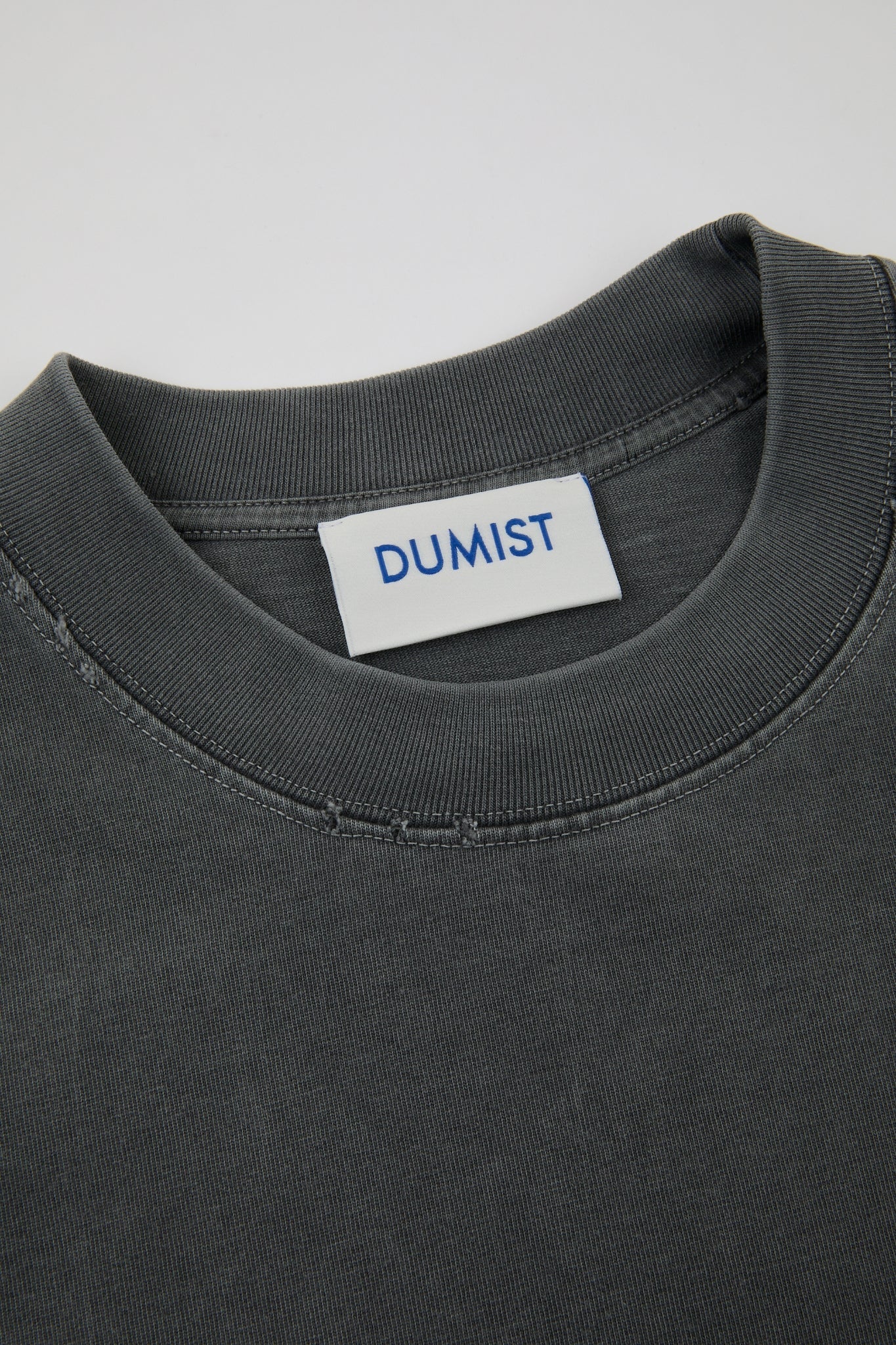 DUMIST Washed Raw Edge Essential Tee