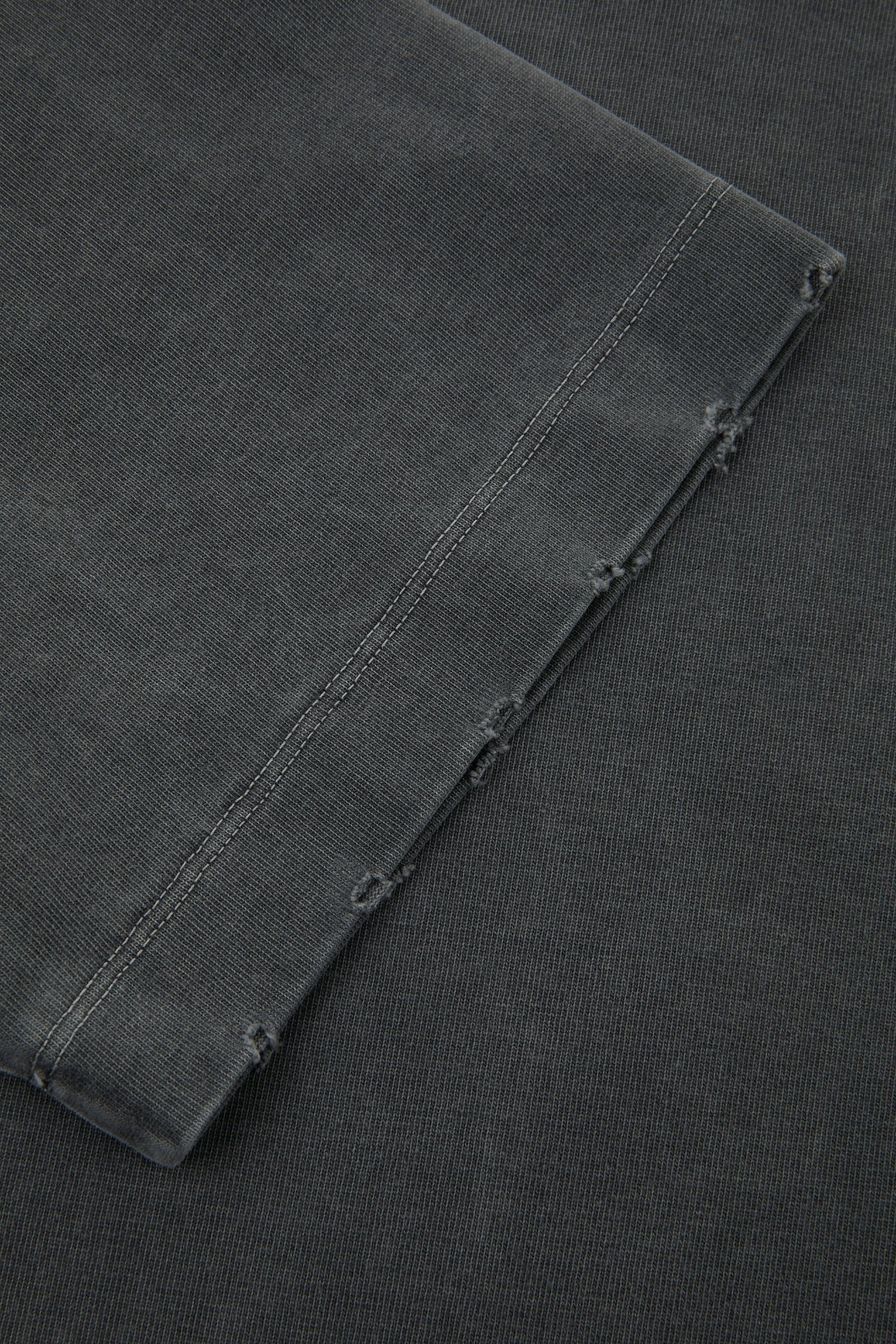 DUMIST Washed Raw Edge Essential Tee