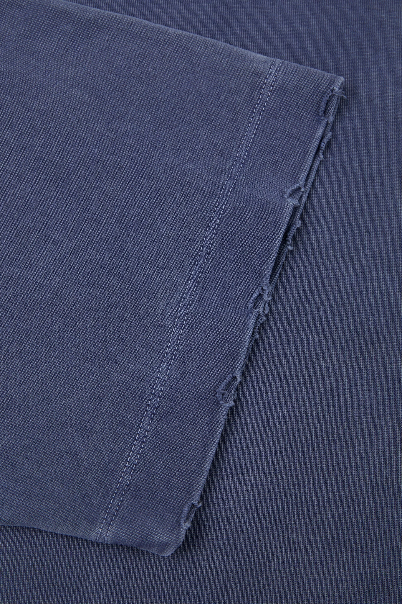 DUMIST Washed Raw Edge Essential Tee