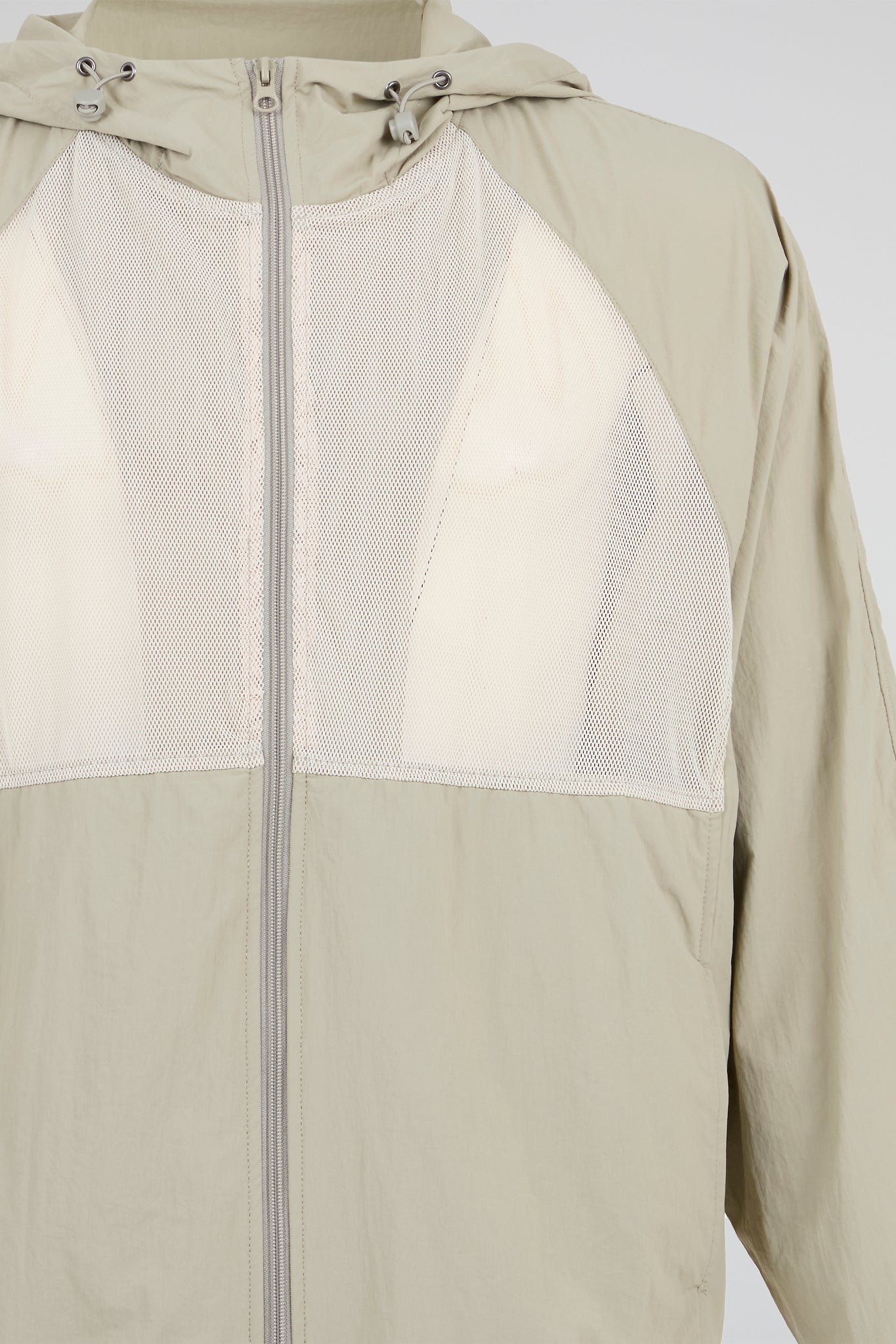 Technical Mesh Windbreaker Beige