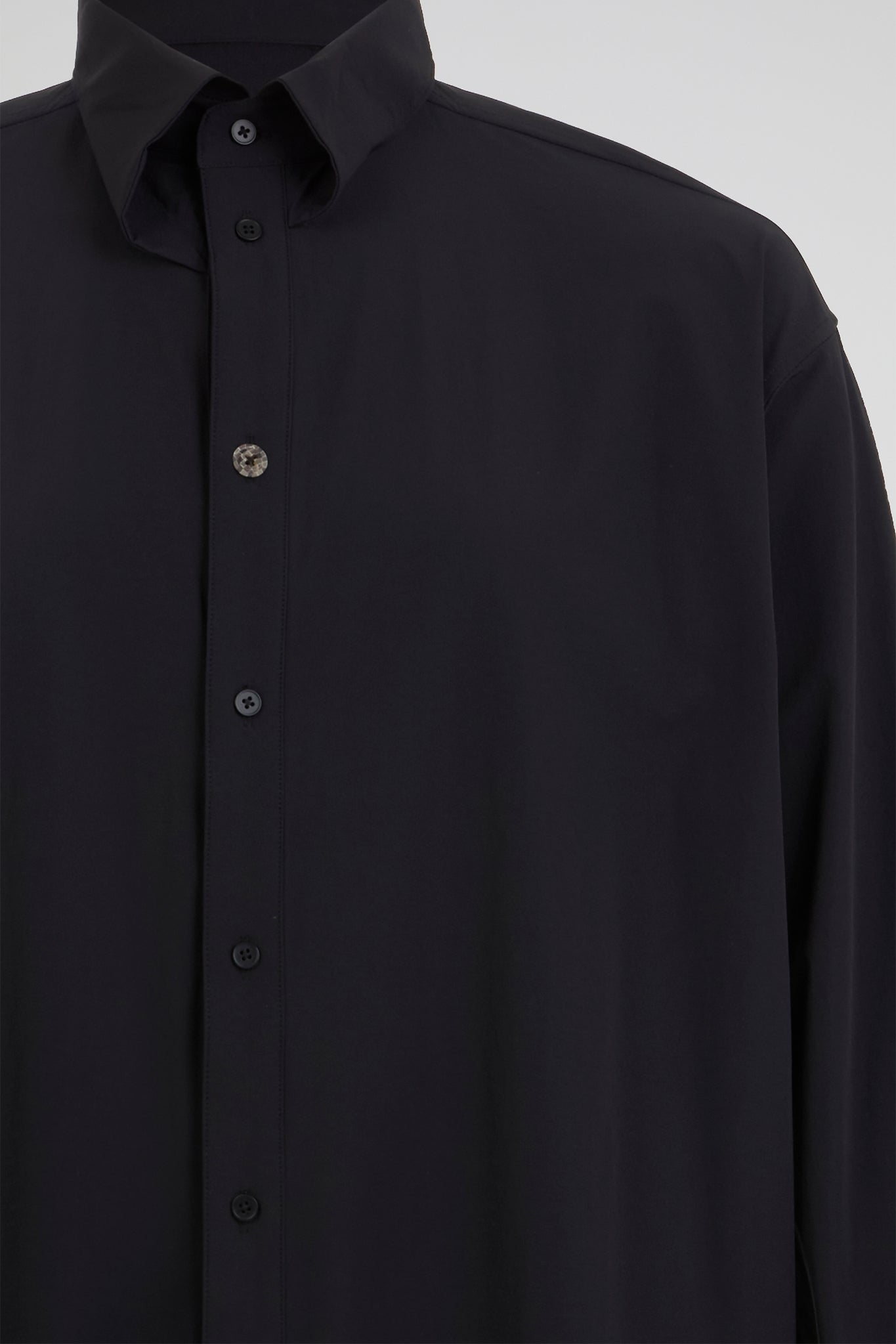 Minimal Classic Shirt