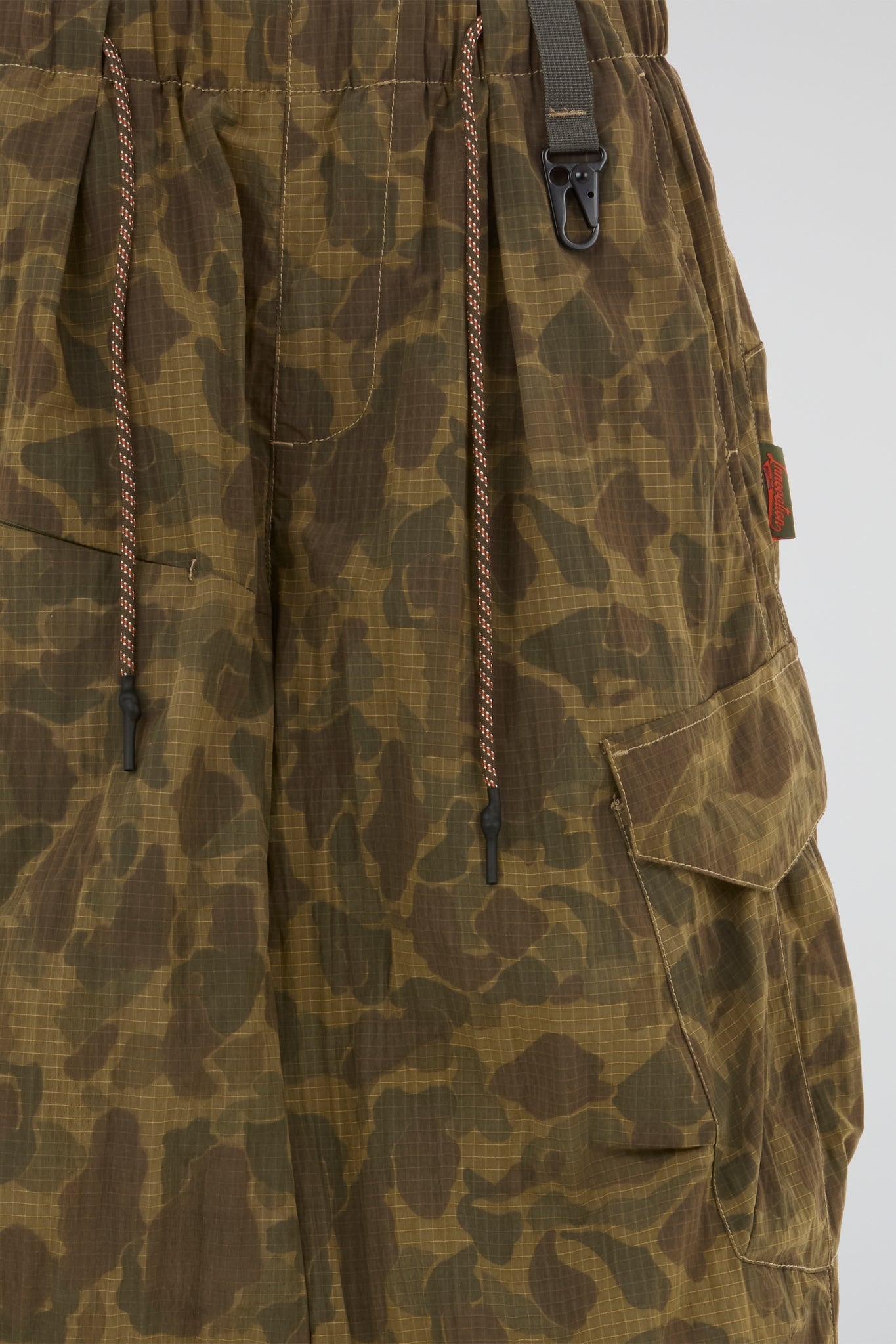 Wide-Leg Cargo Pants Camo