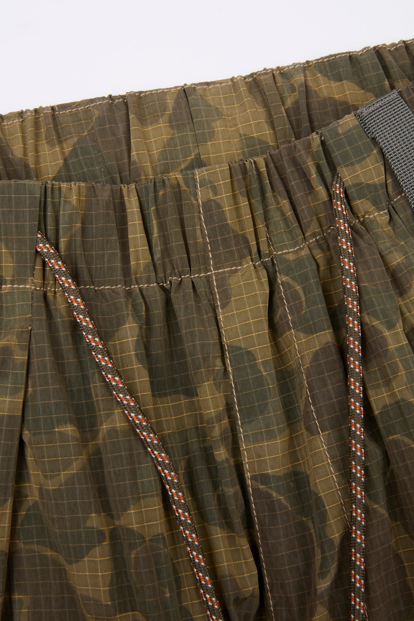 Wide-Leg Cargo Pants Camo
