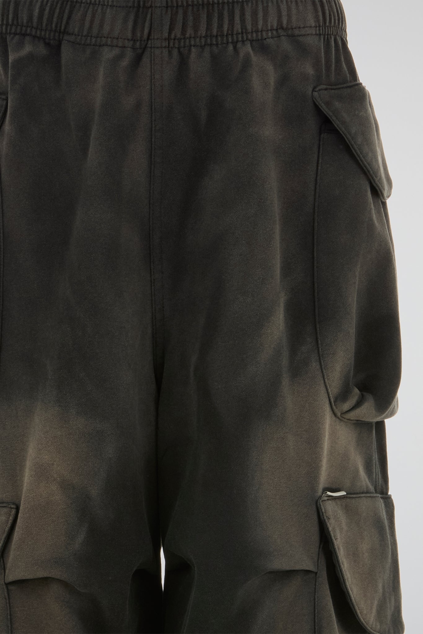 Layered Cargo Volume Pants