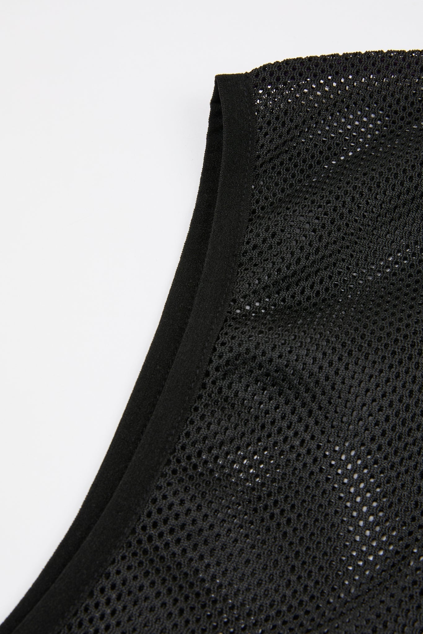 Shadow Mesh Utility Tank Black