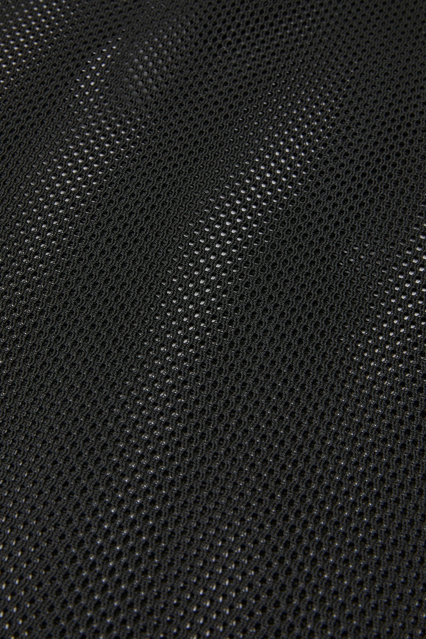 Shadow Mesh Utility Tank Black