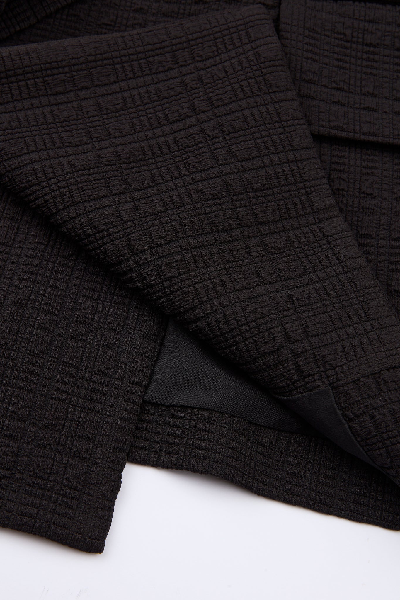 Noir Double-Breasted Suit
