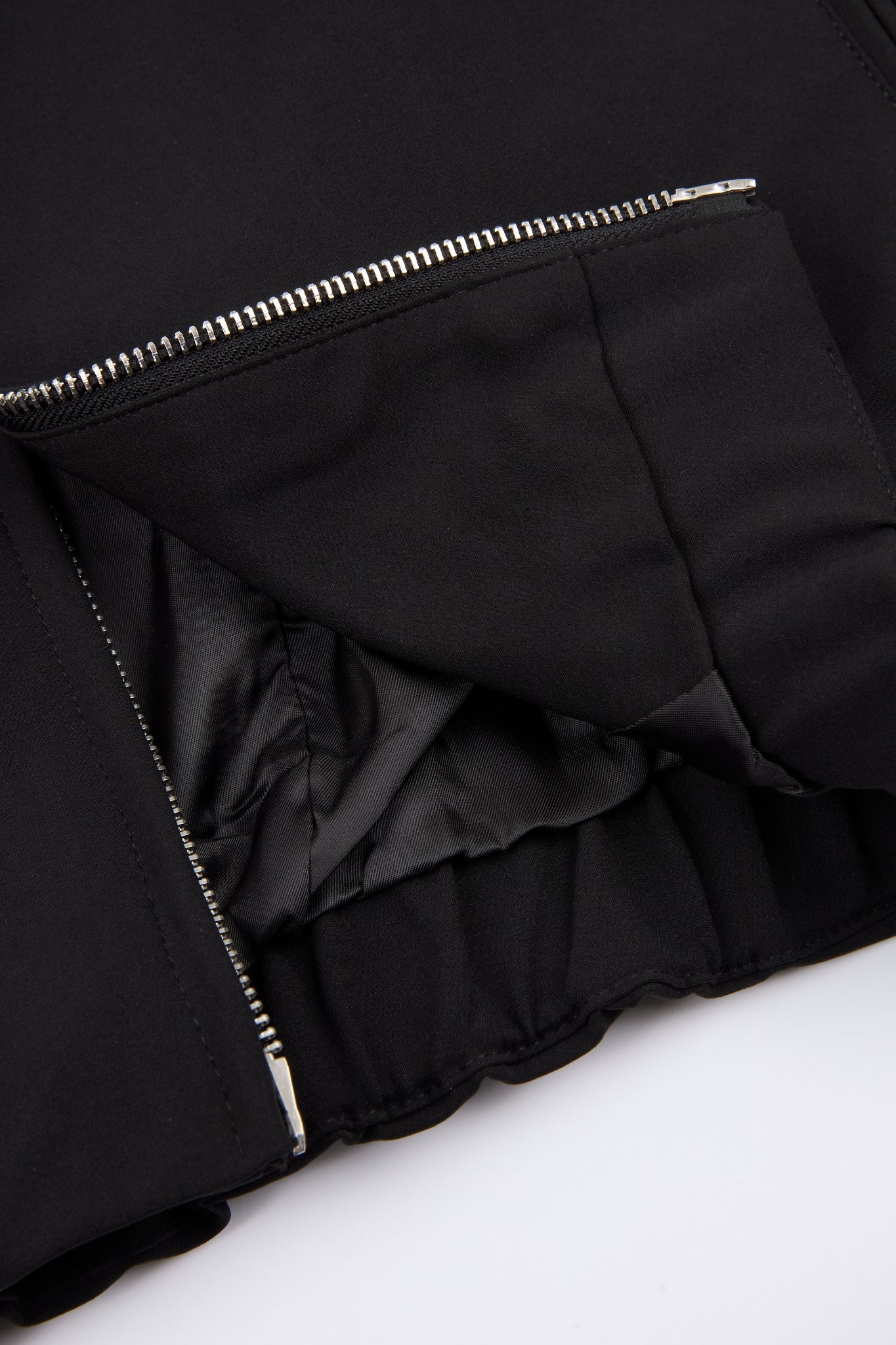 Shadow Zip Utility Set