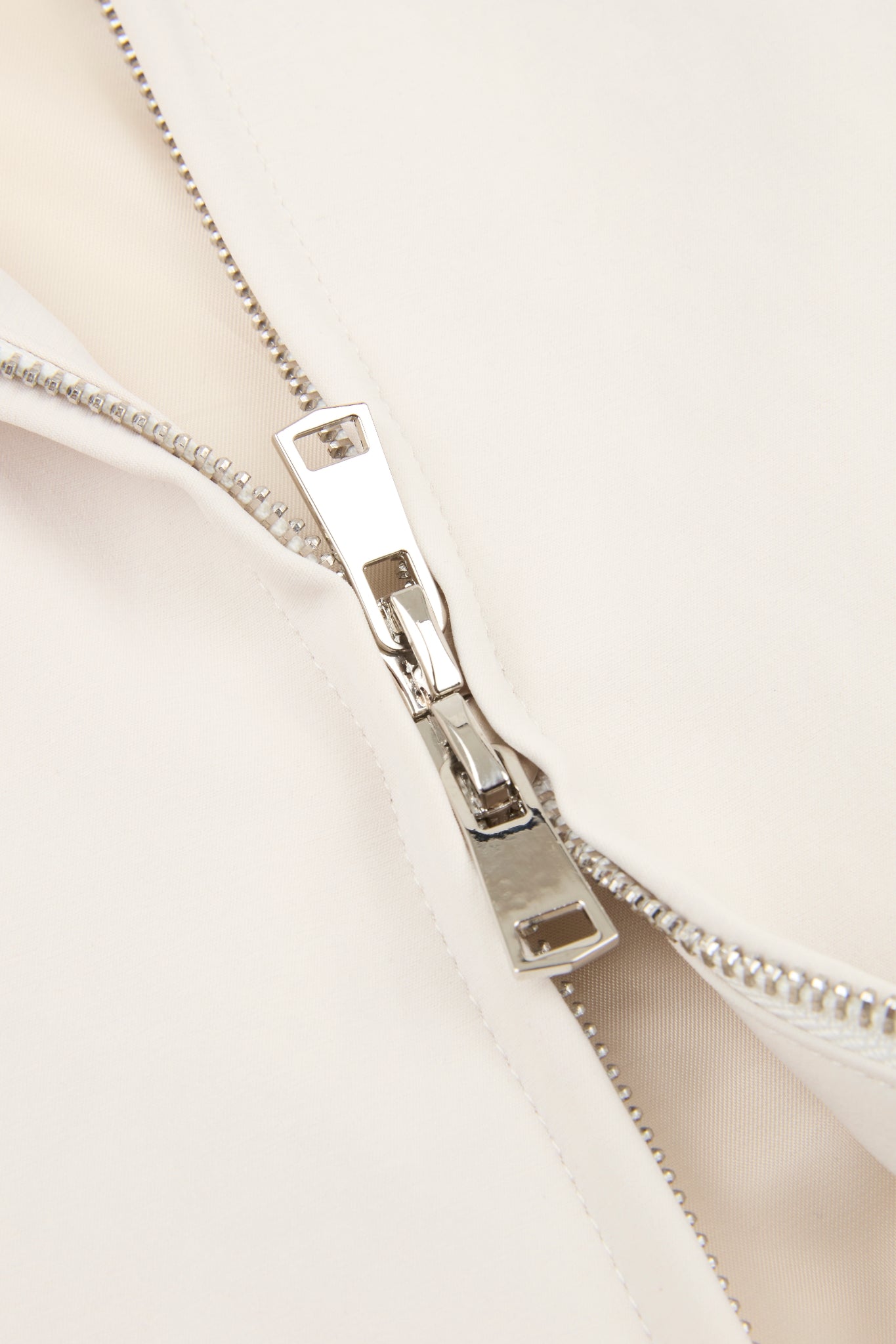 Shadow Zip Utility Set