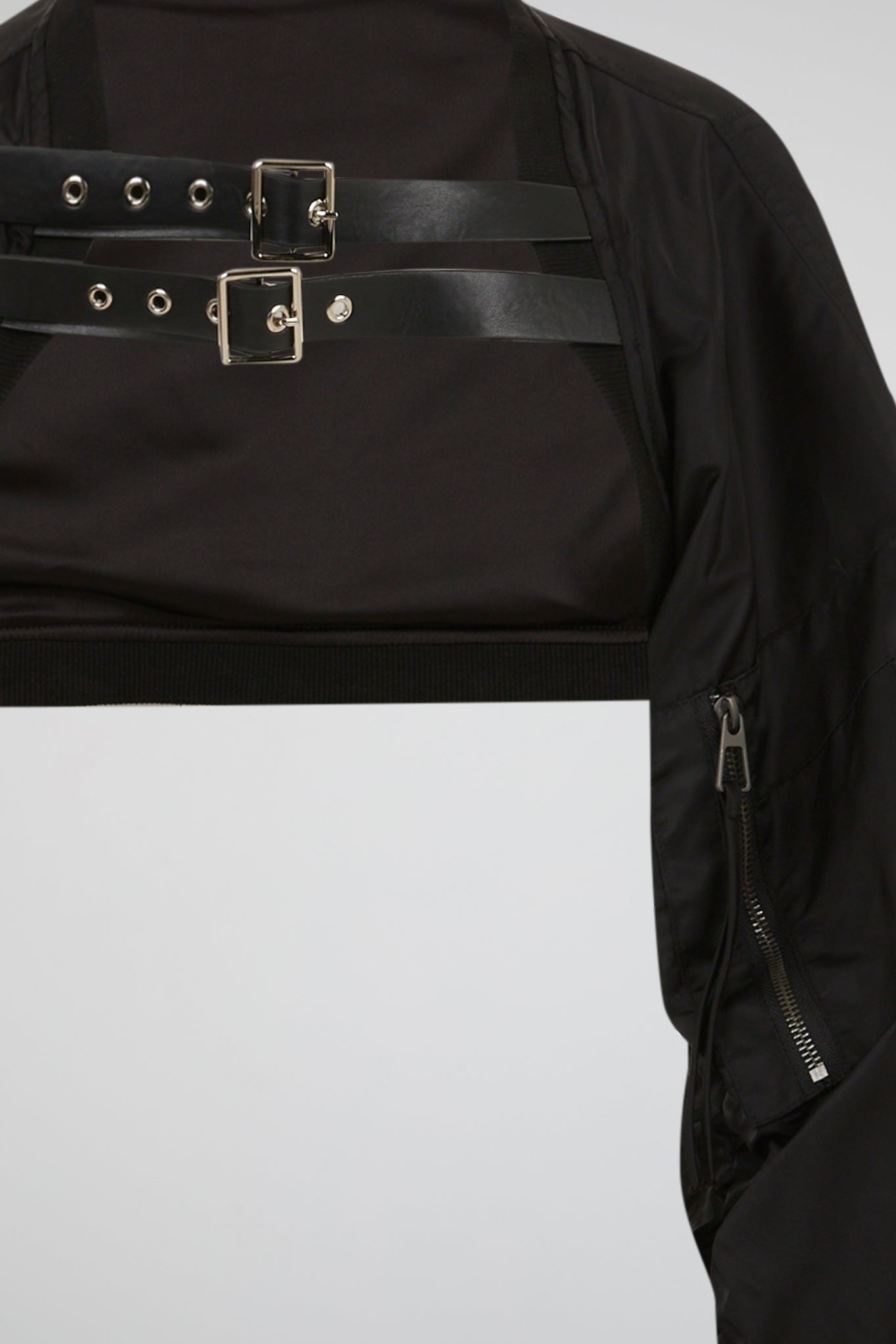 Cropped Bomber Black
