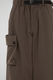 Tri Quarter Brown Pants