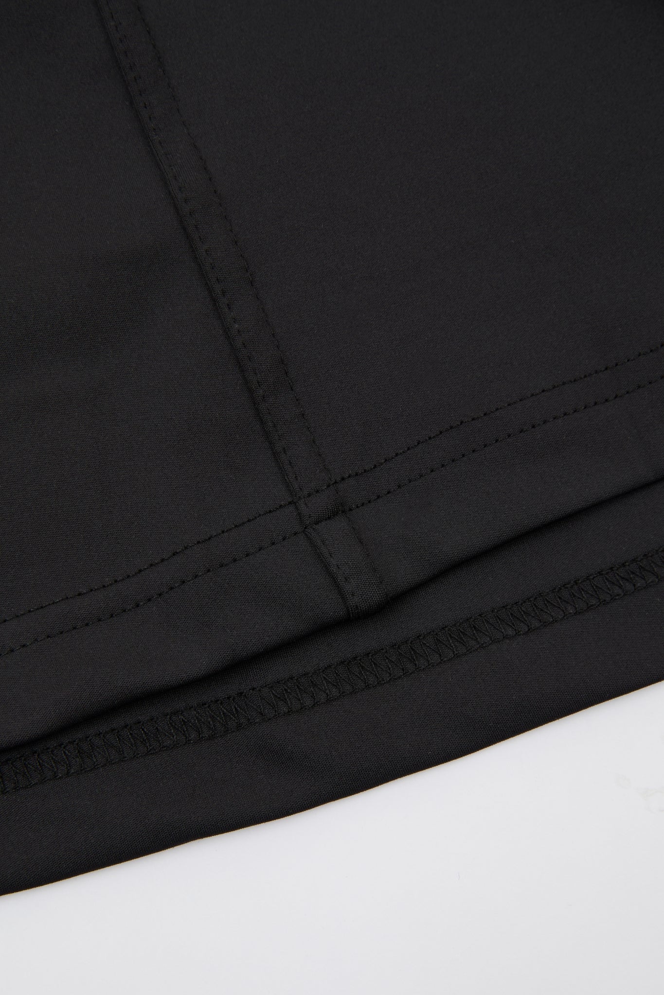 Raw Seam T-Shirt Black
