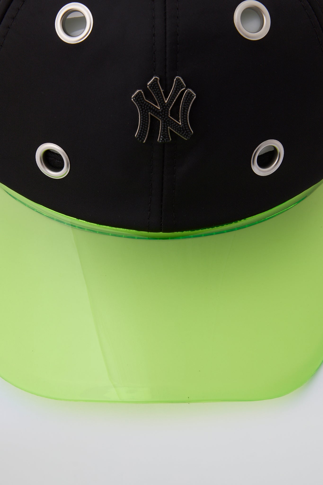 Eyelet Black & green NY Baseball Cap