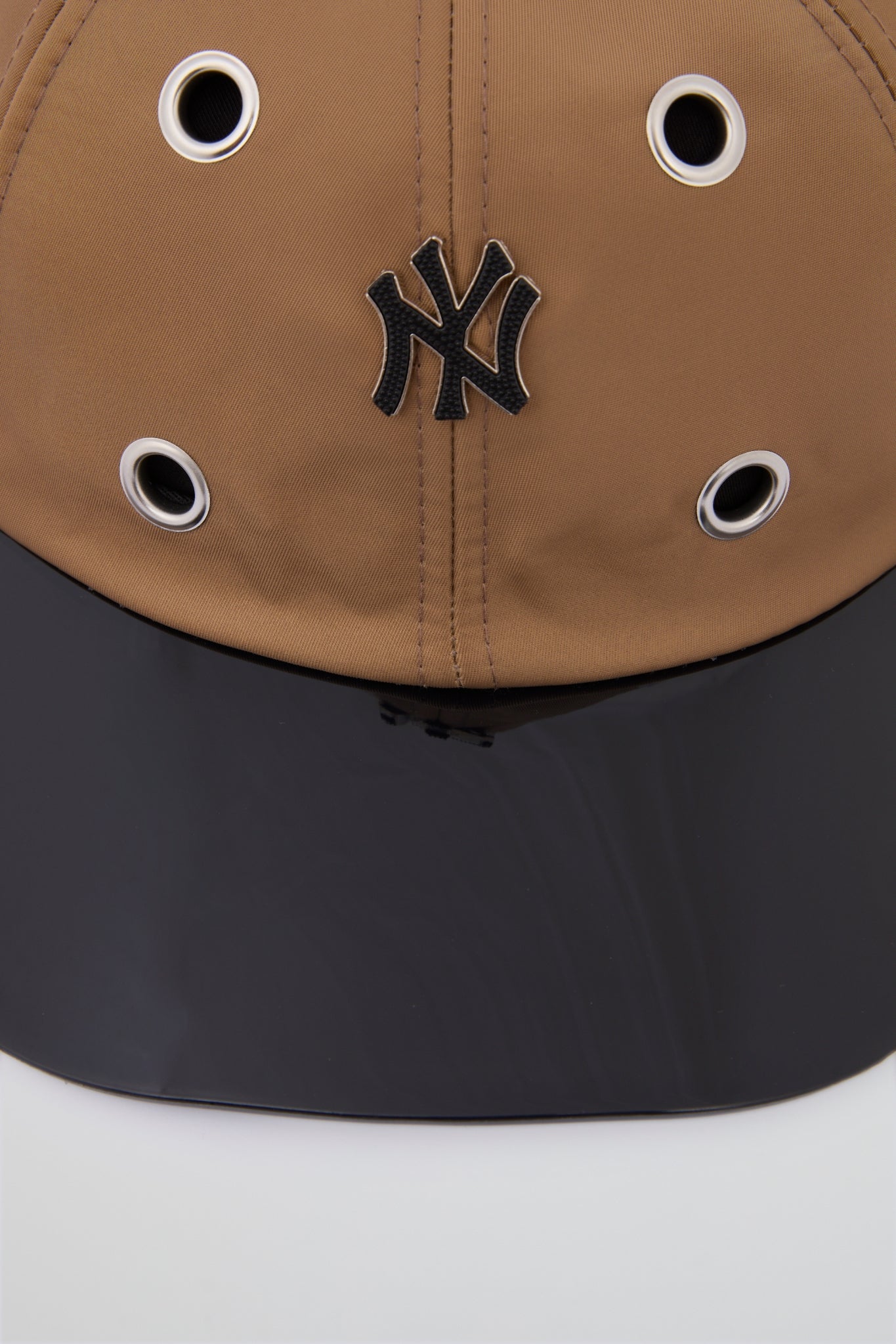 Eyelet Light brown NY Baseball Cap