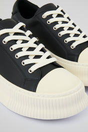 DUMIST Minimalist Low Sneakers – Black / White
