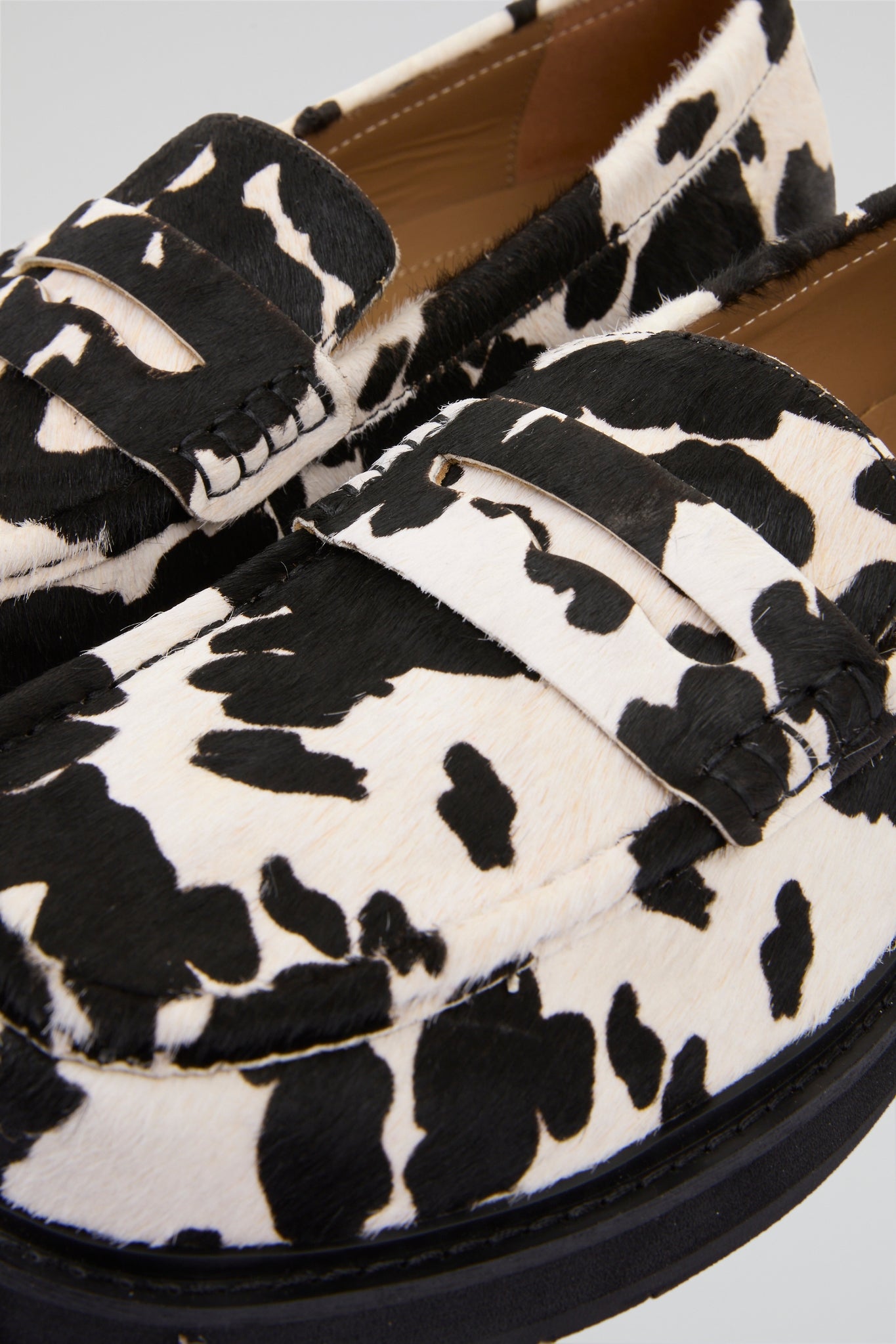 DUMIST Refined Rubber-Sole Loafers