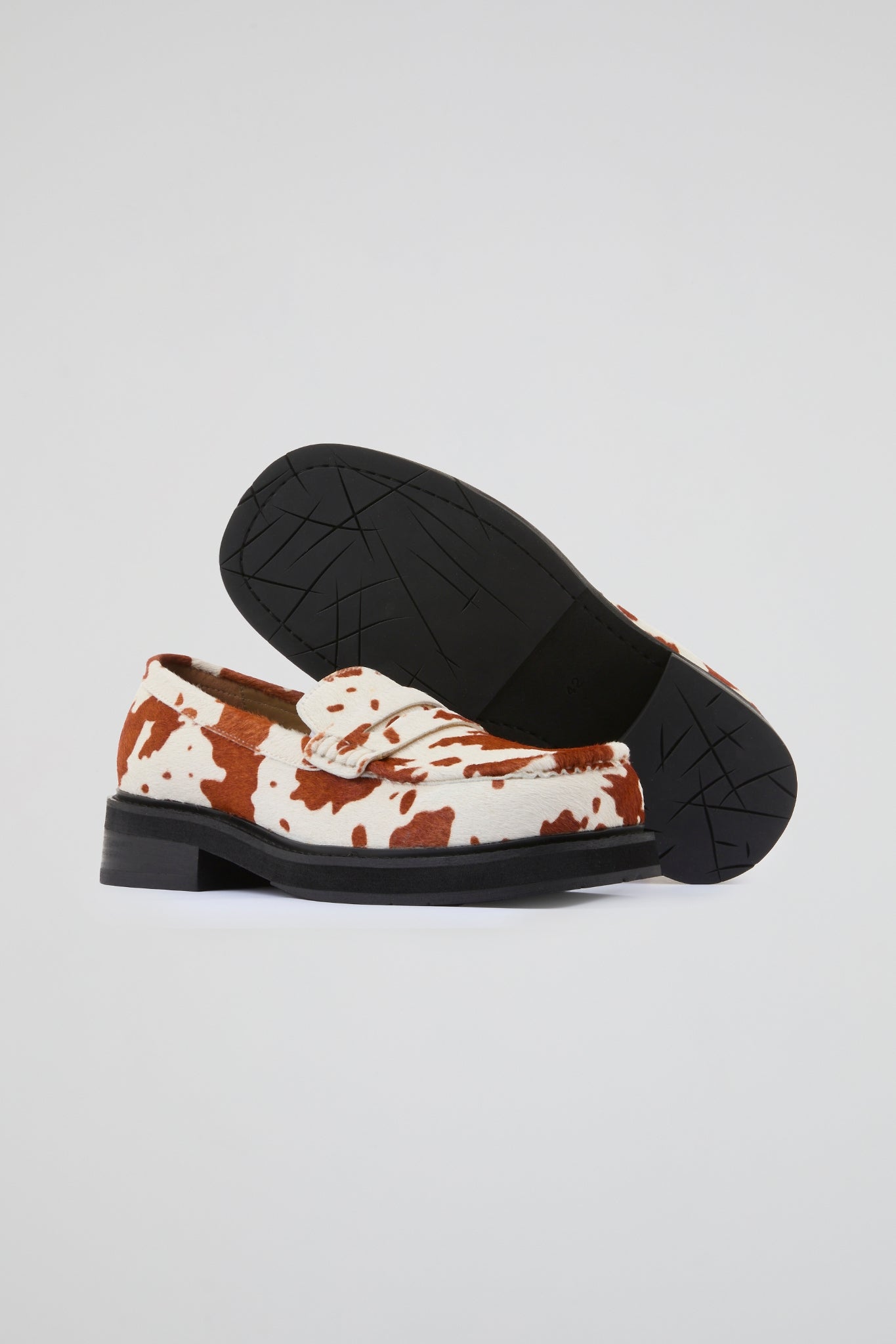 DUMIST Refined Rubber-Sole Loafers
