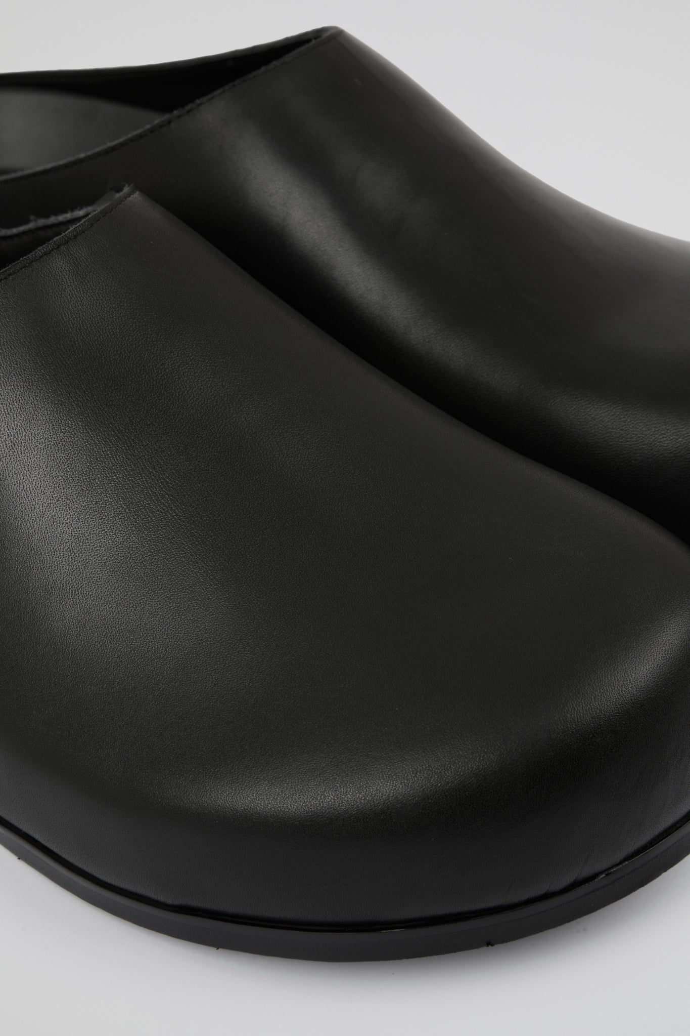 DUMIST Minimalist Suede Mules