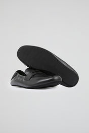 Easy-fit black loafers
