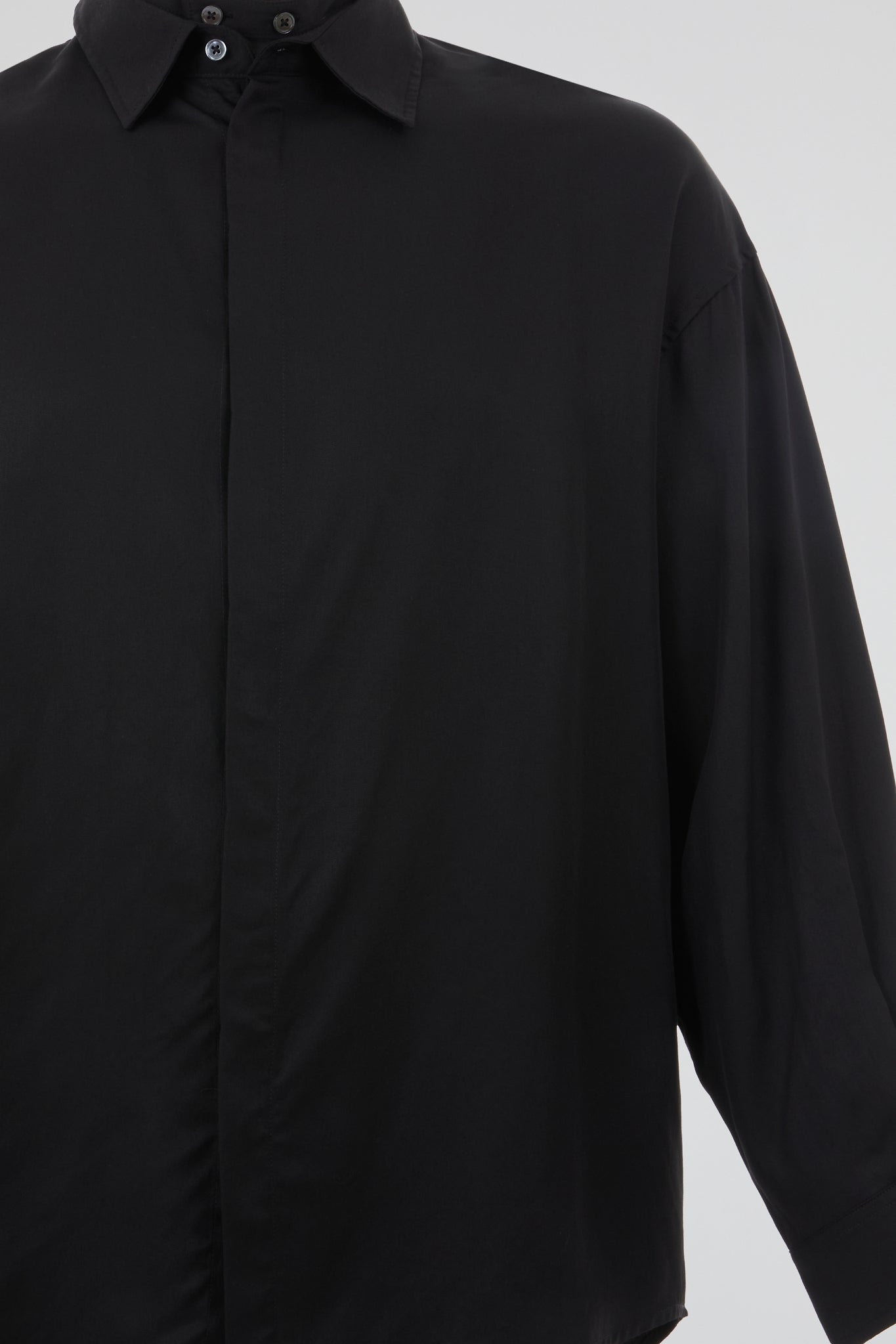 Black Minimal Overshirt