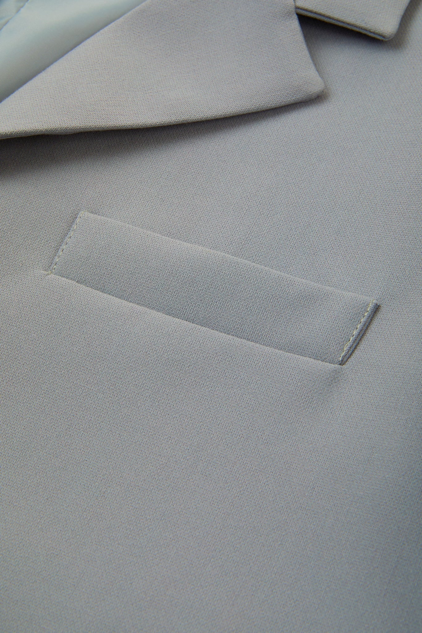 Soft-Structure Cropped Blazer