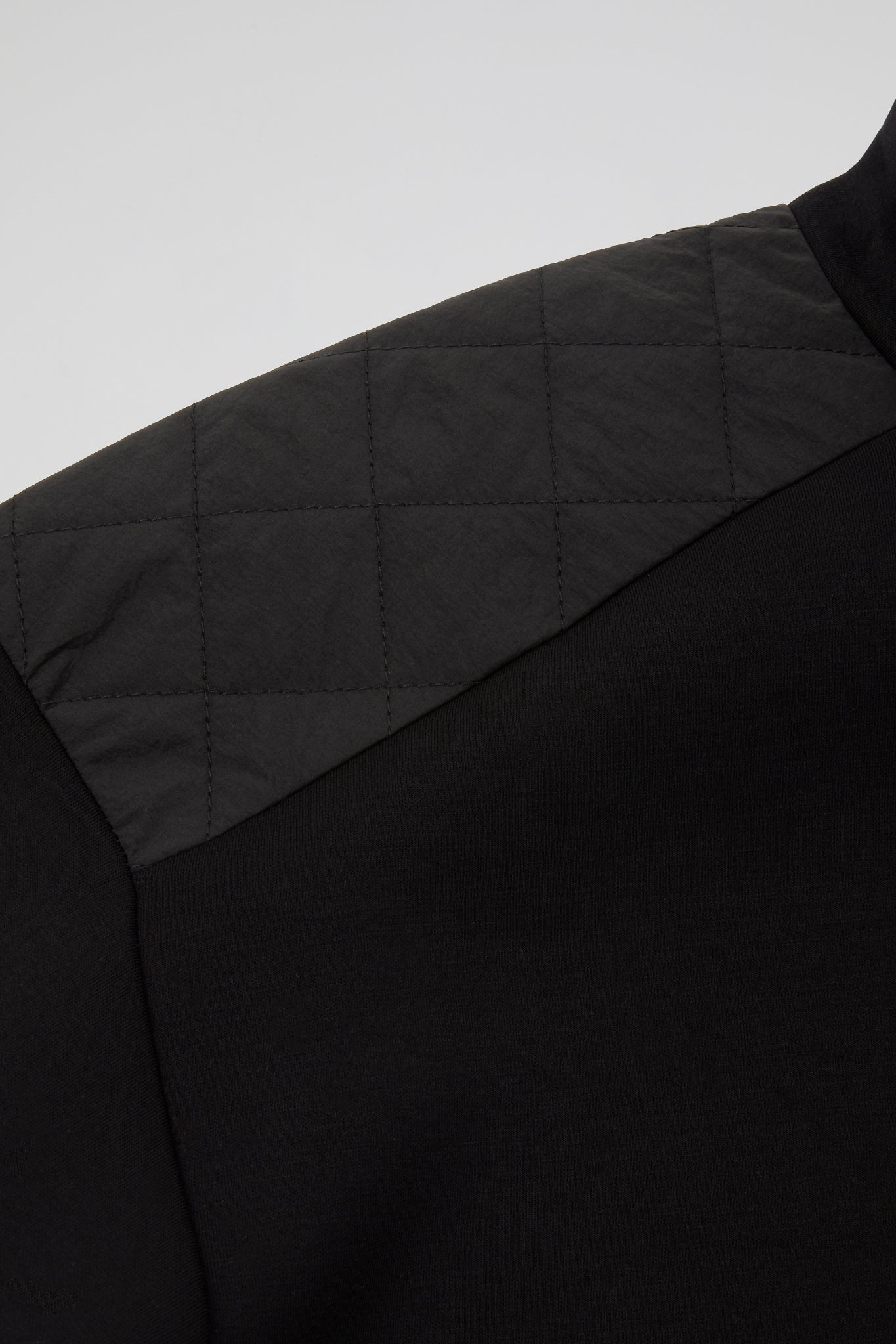 Dumist Quilted Mock Neck Sweatshirt