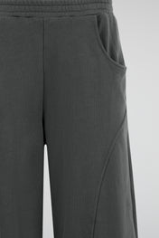 Curved Seam Wide Sweatpants