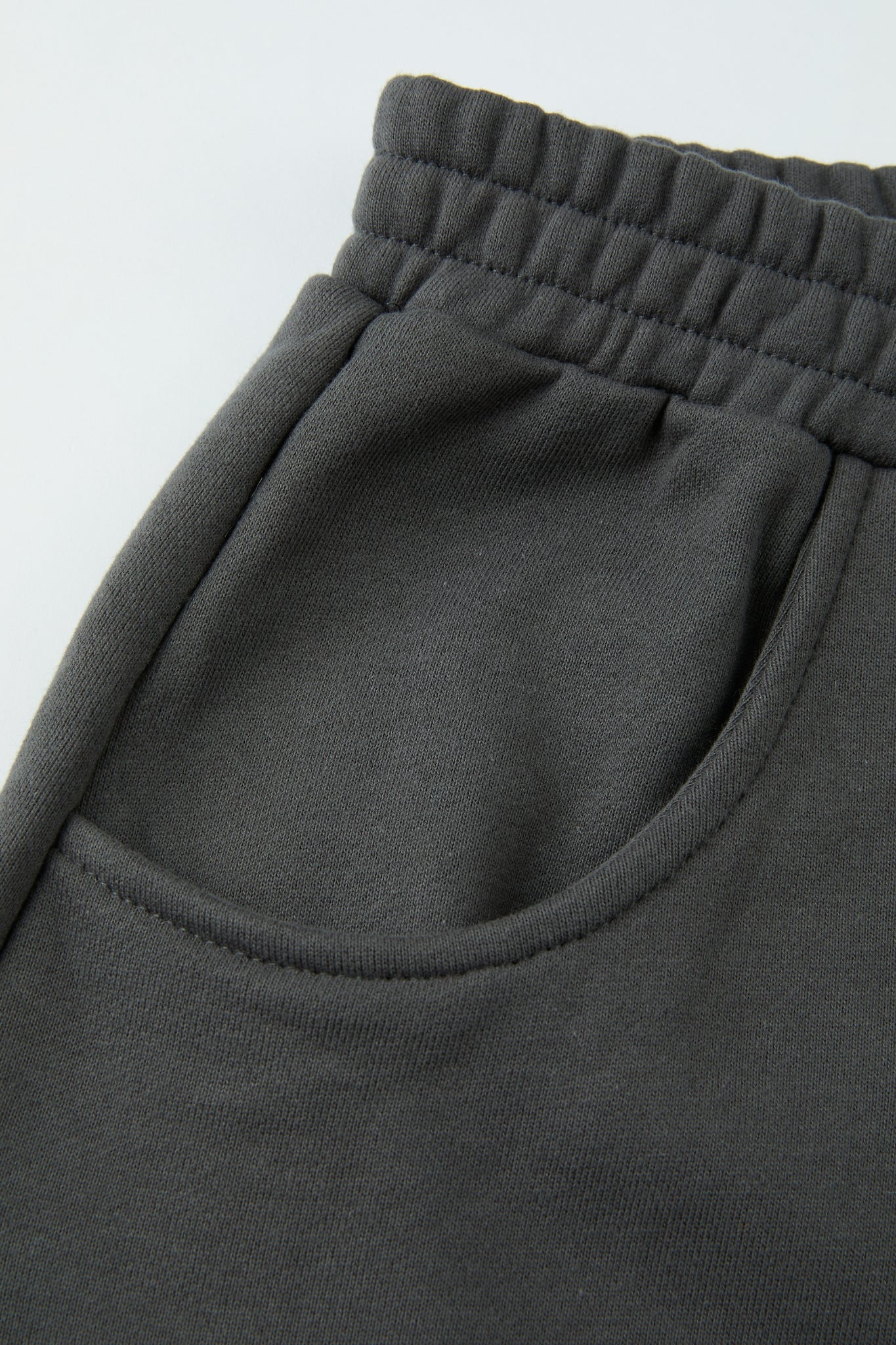 Curved Seam Wide Sweatpants