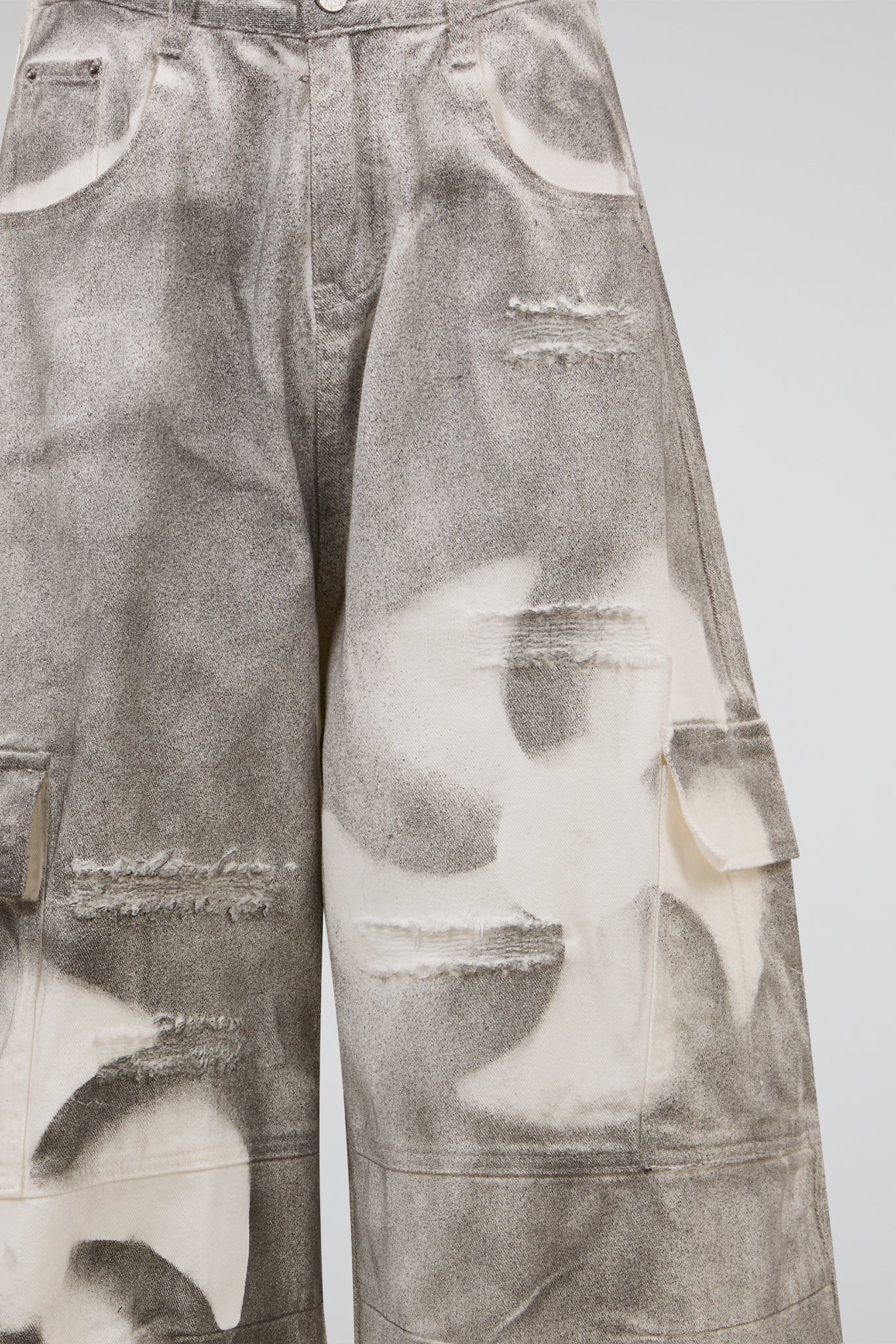 Abstract Cargo Washed Grey Wide Pants