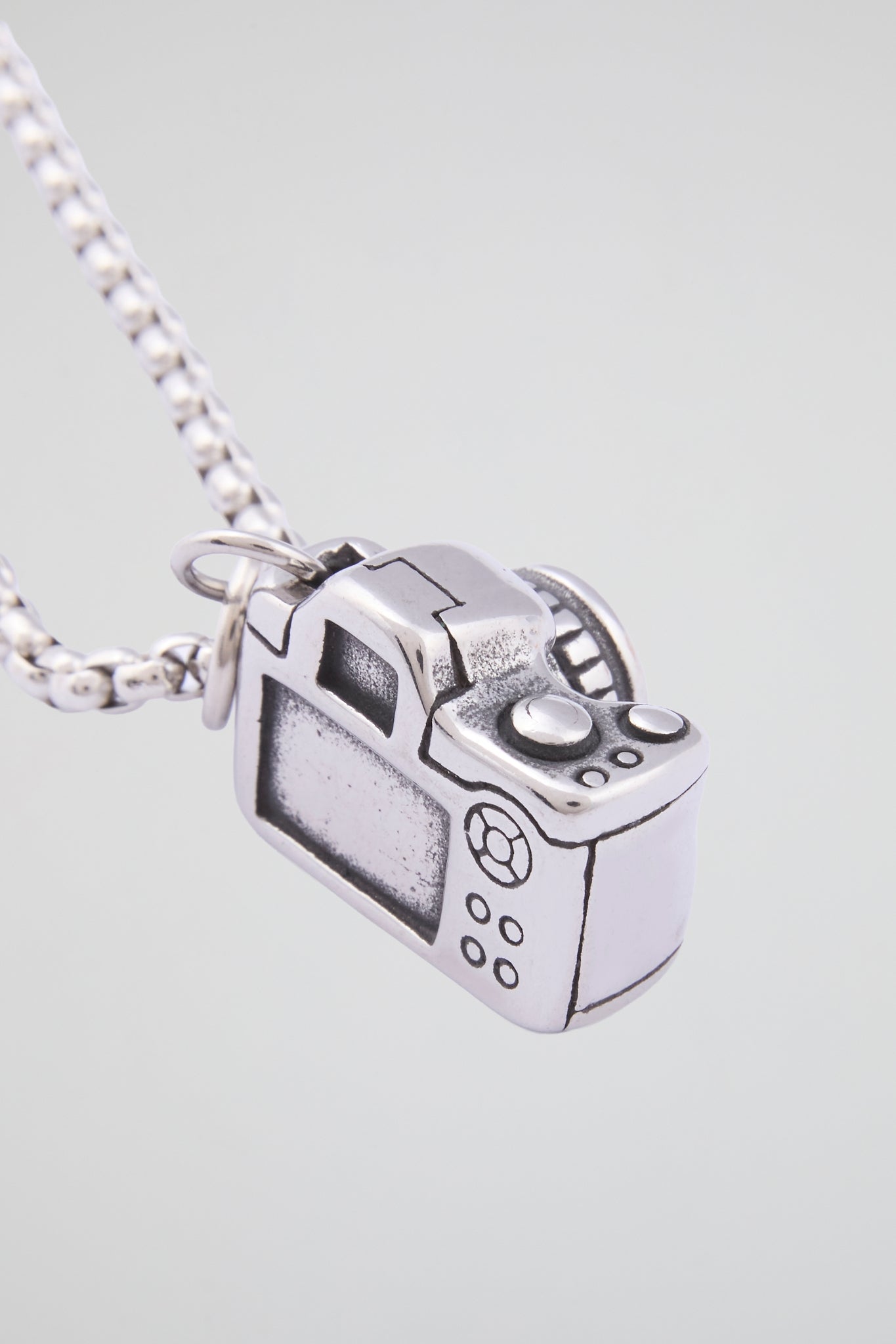 Mini Camera Pendant Necklace