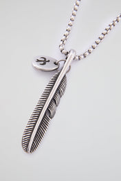 Feather Pendant Chain Necklace
