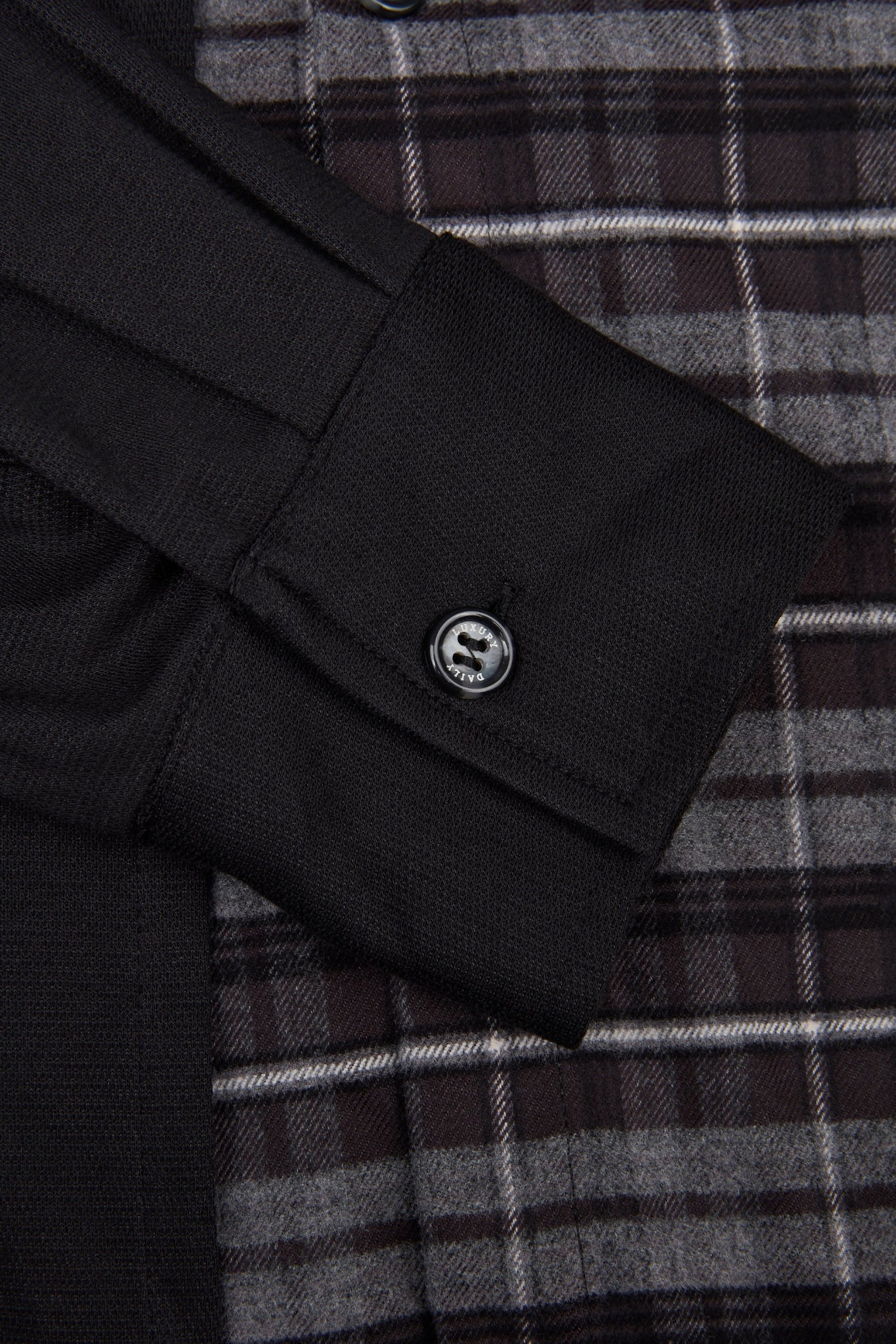 Layered Structure Inside Overshirt