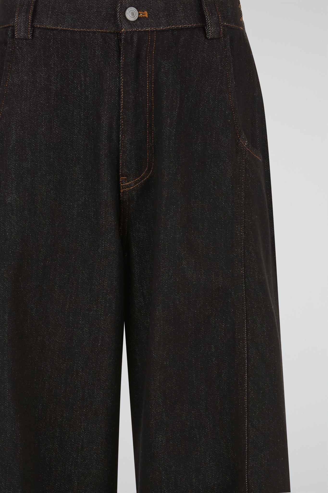 Raw Curve Denim