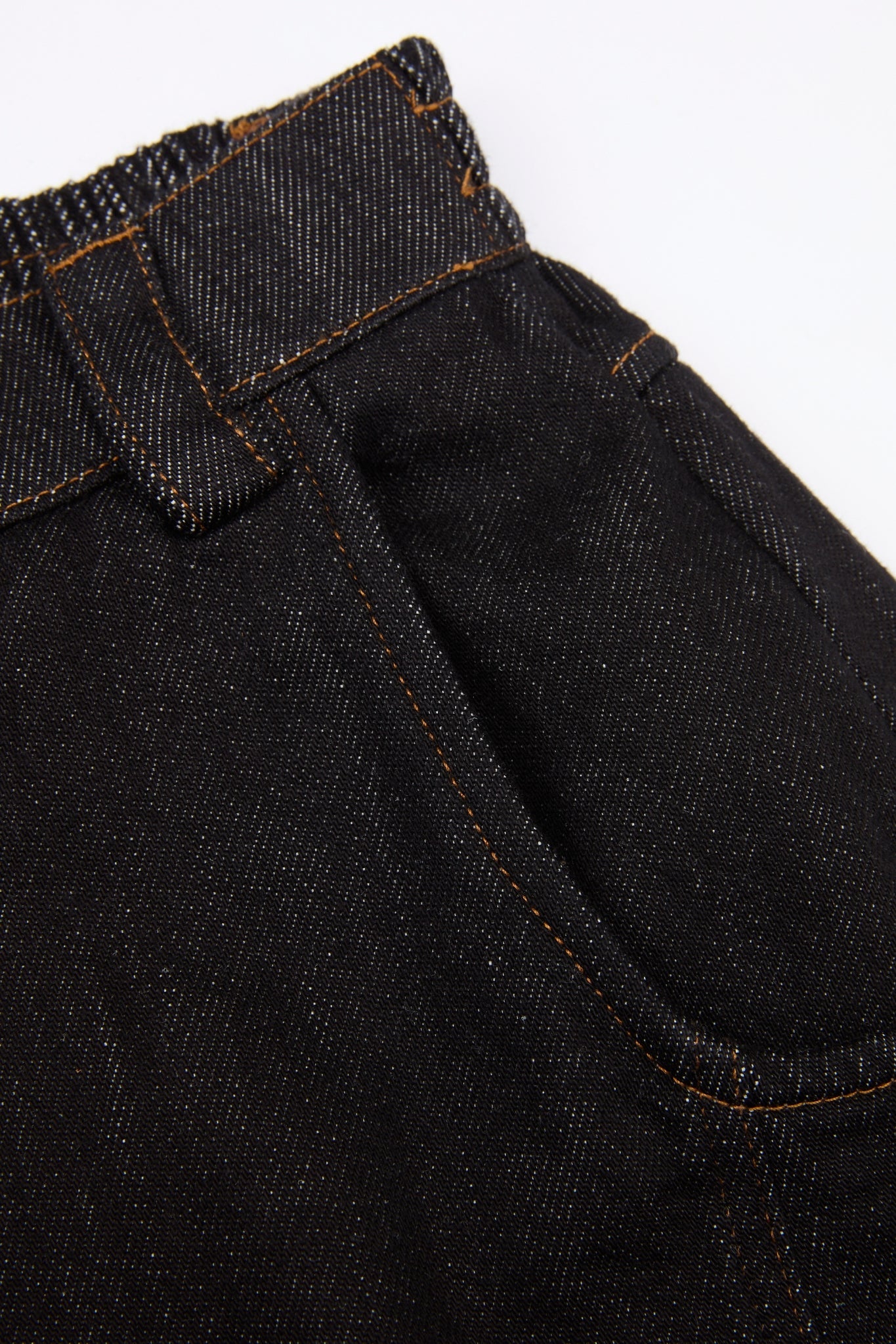 Raw Curve Denim