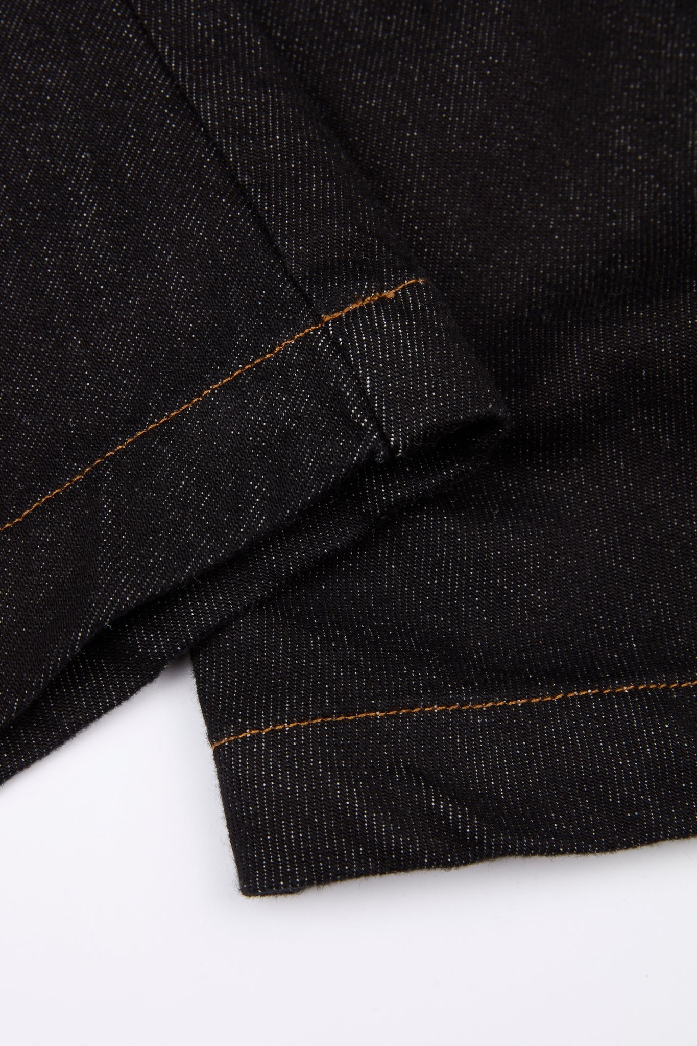 Raw Curve Denim