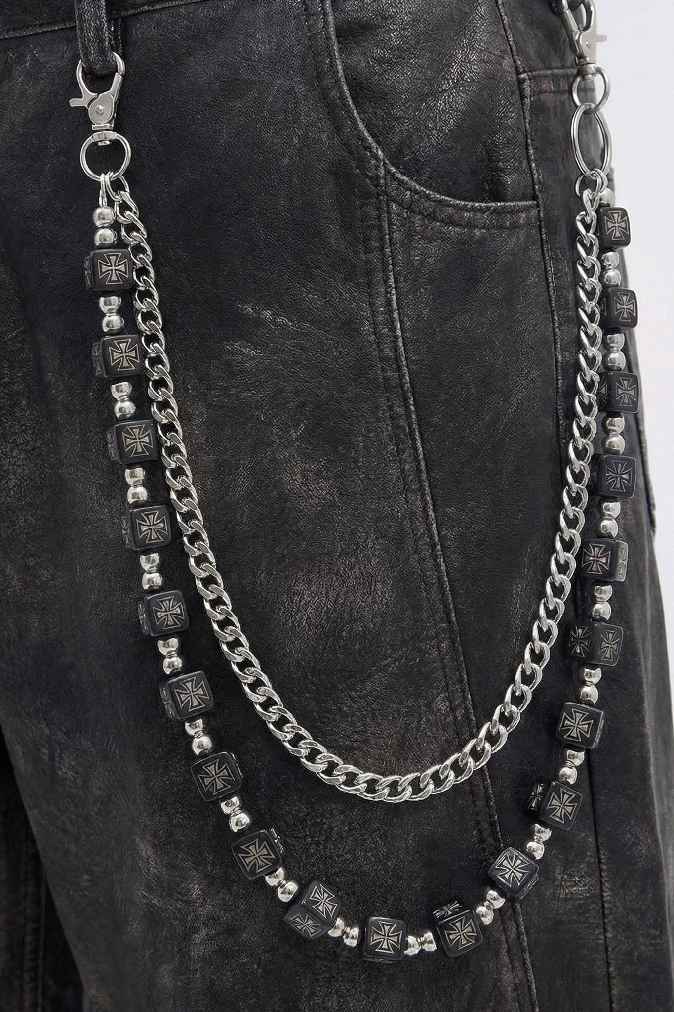 MBM-125-532-56-fr-xxl_2048x204812_3f82f4da-6875-4f5b-9a89-f091bf1d524b.jpg