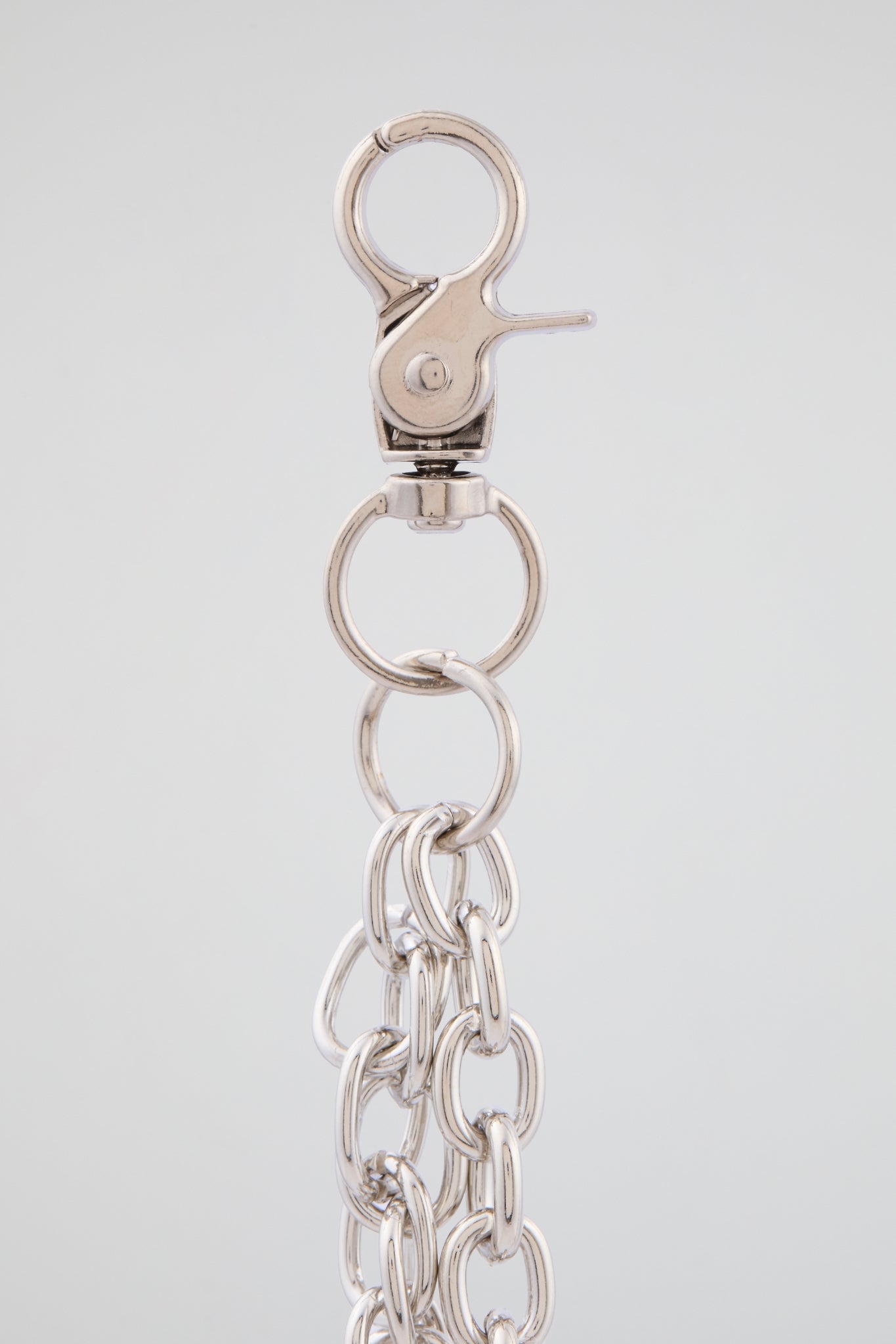 Chrome Silver “QUEEN” Wallet Chain