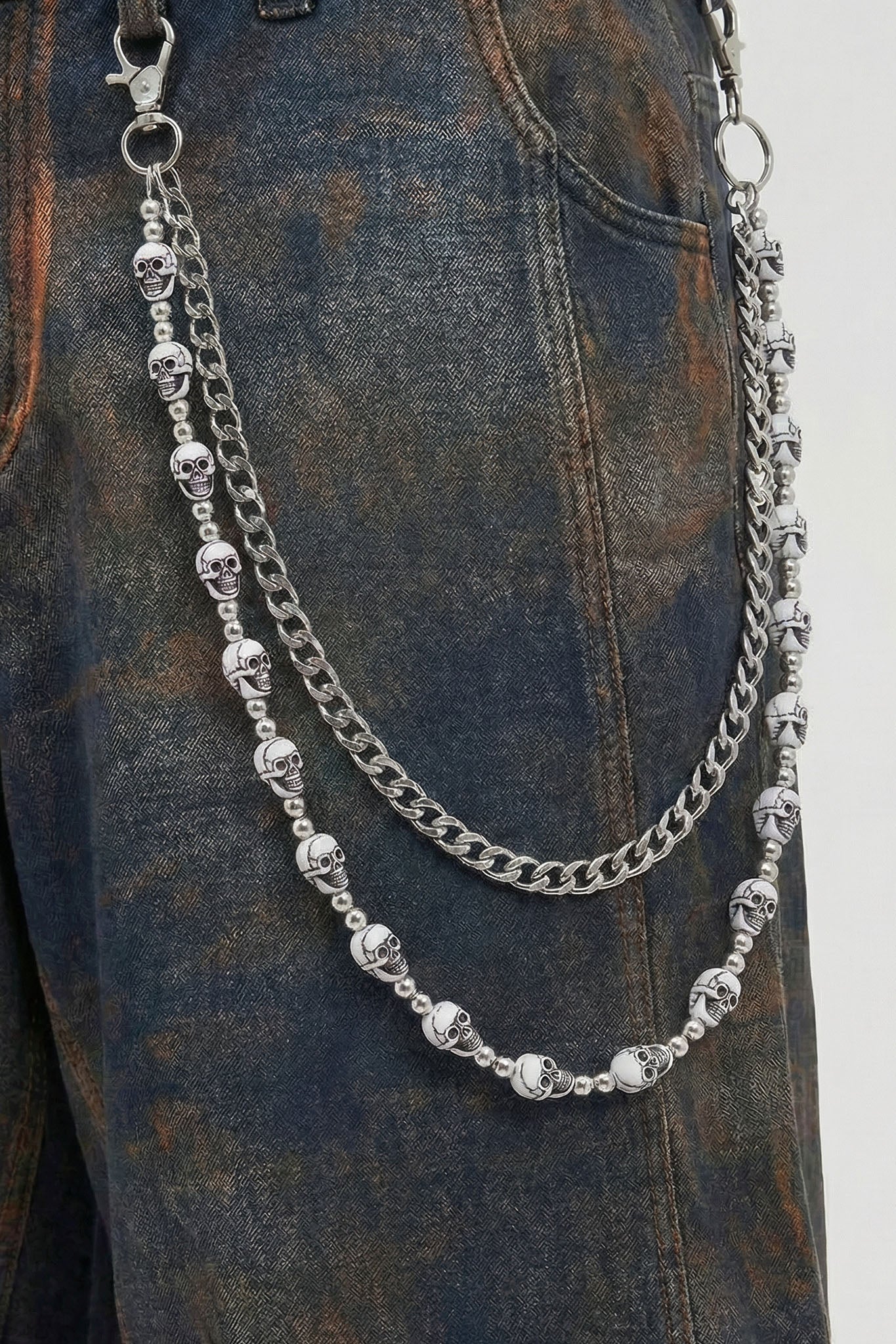 Skull_Silver-MBM-125-532-56-fr-xxl_2048x2048_cb4bf95f-c4c7-40d1-9e5e-3dceb347f487.jpg